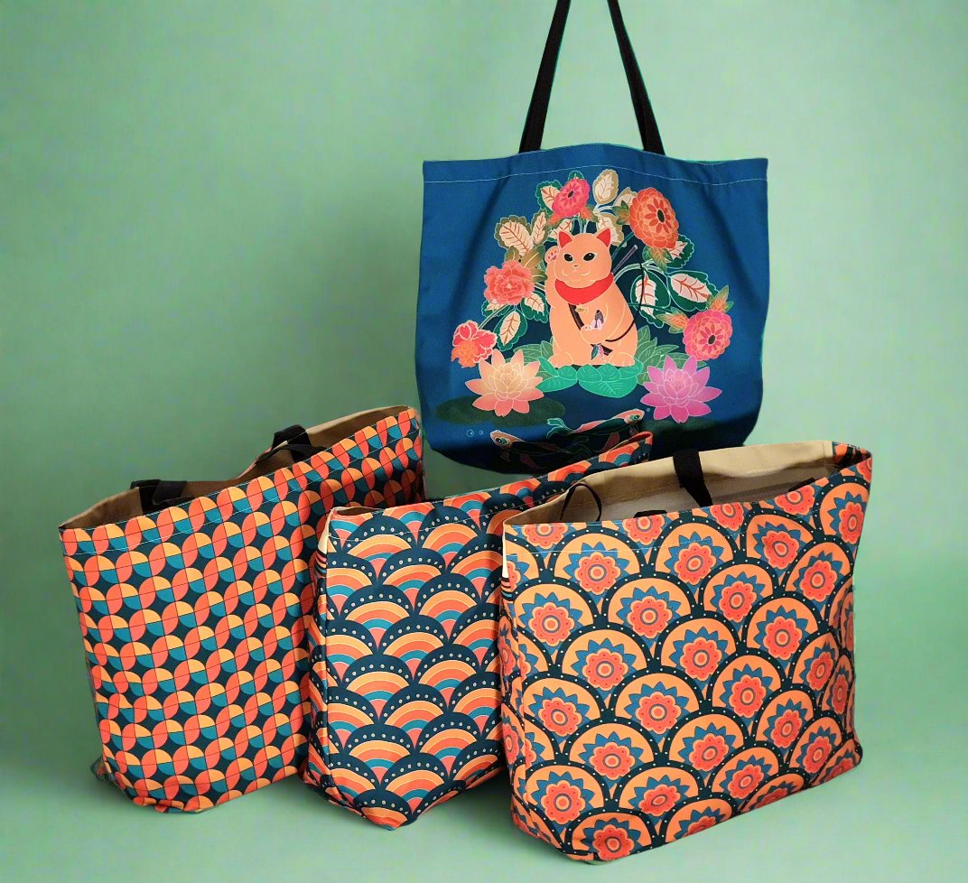 Minoux Maneki Neko Canvas Tote