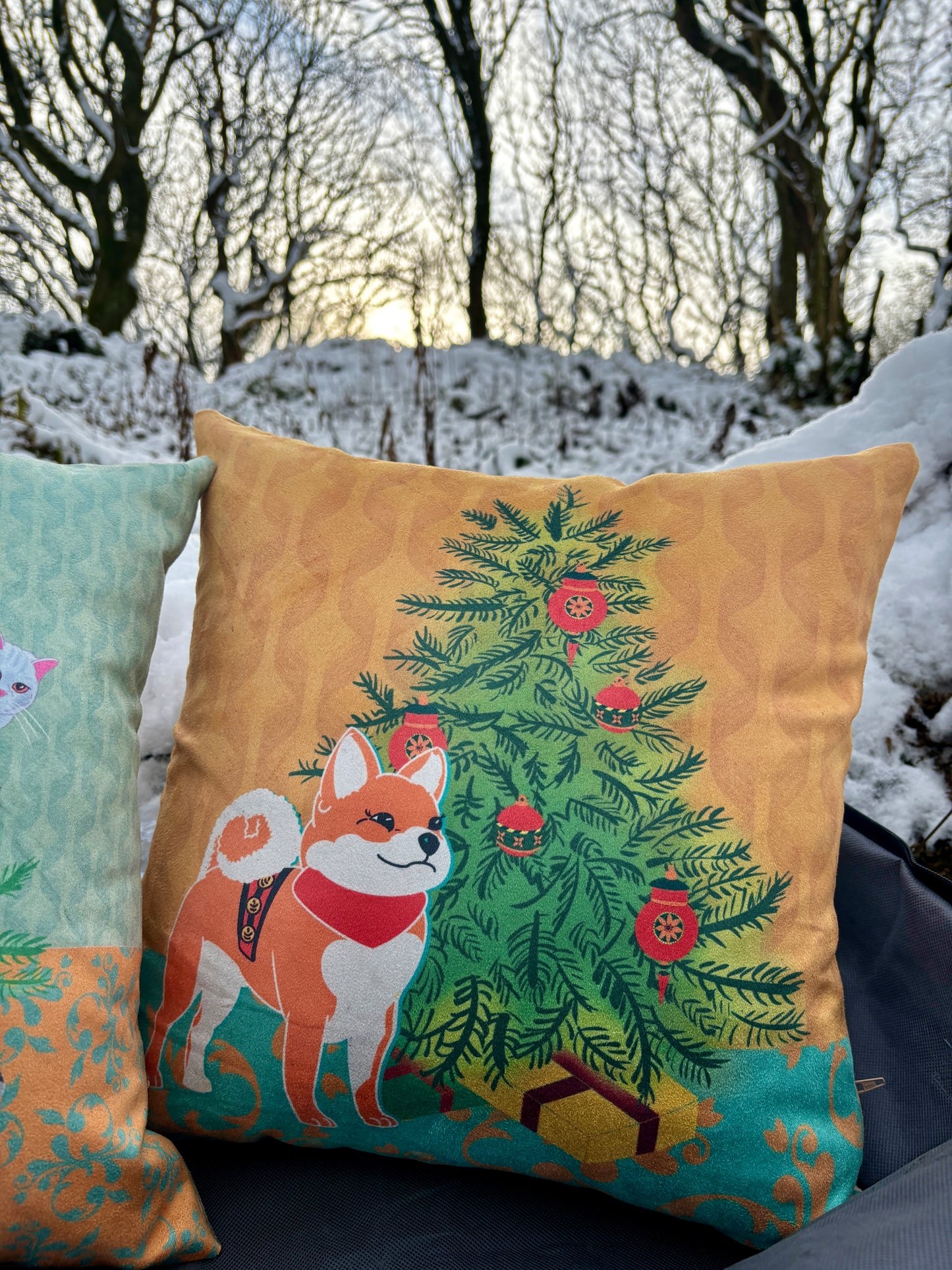 Retro Christmas Shiba Inu  Cushion